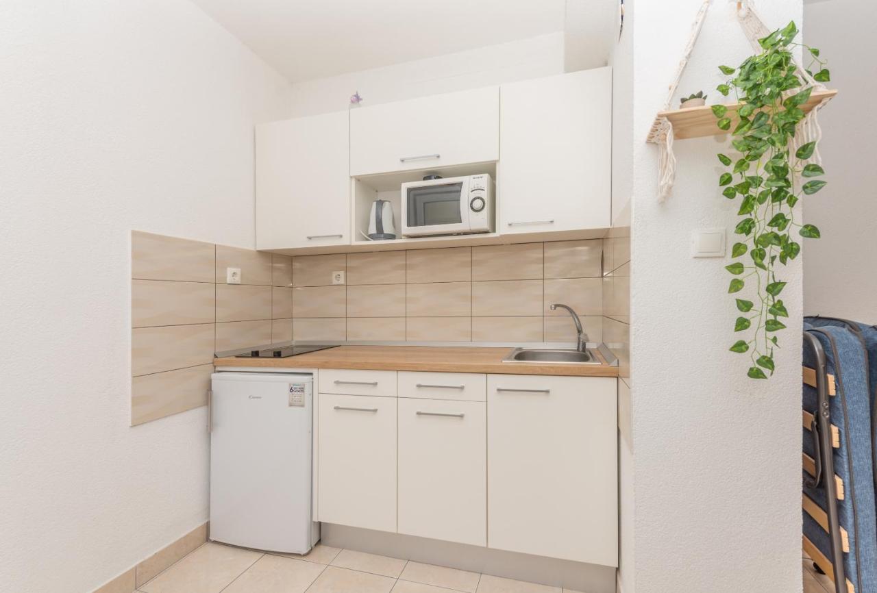 Apartmani Vukusic Promajna Kültér fotó